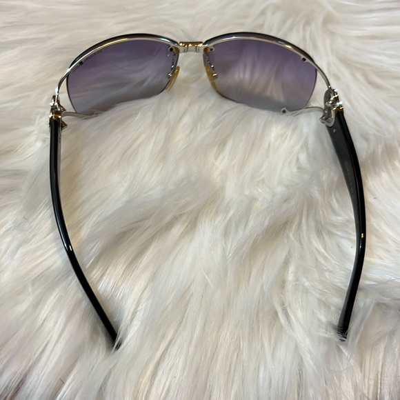 Not Authentic🌹Naomi Fashion Sunglasses with Gradient Lenses( no return) - Picture 8 of 17